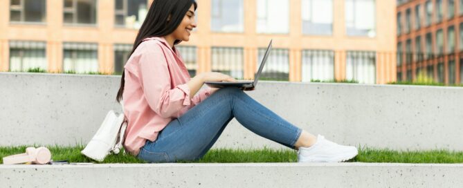 Online E-Learning Colleges