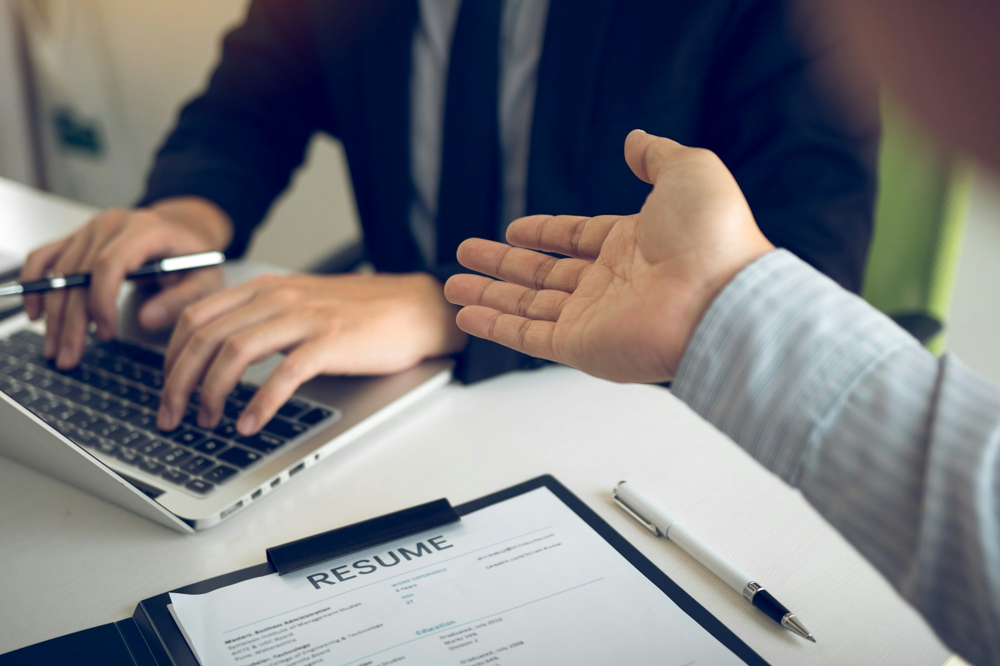How to apply for college grants