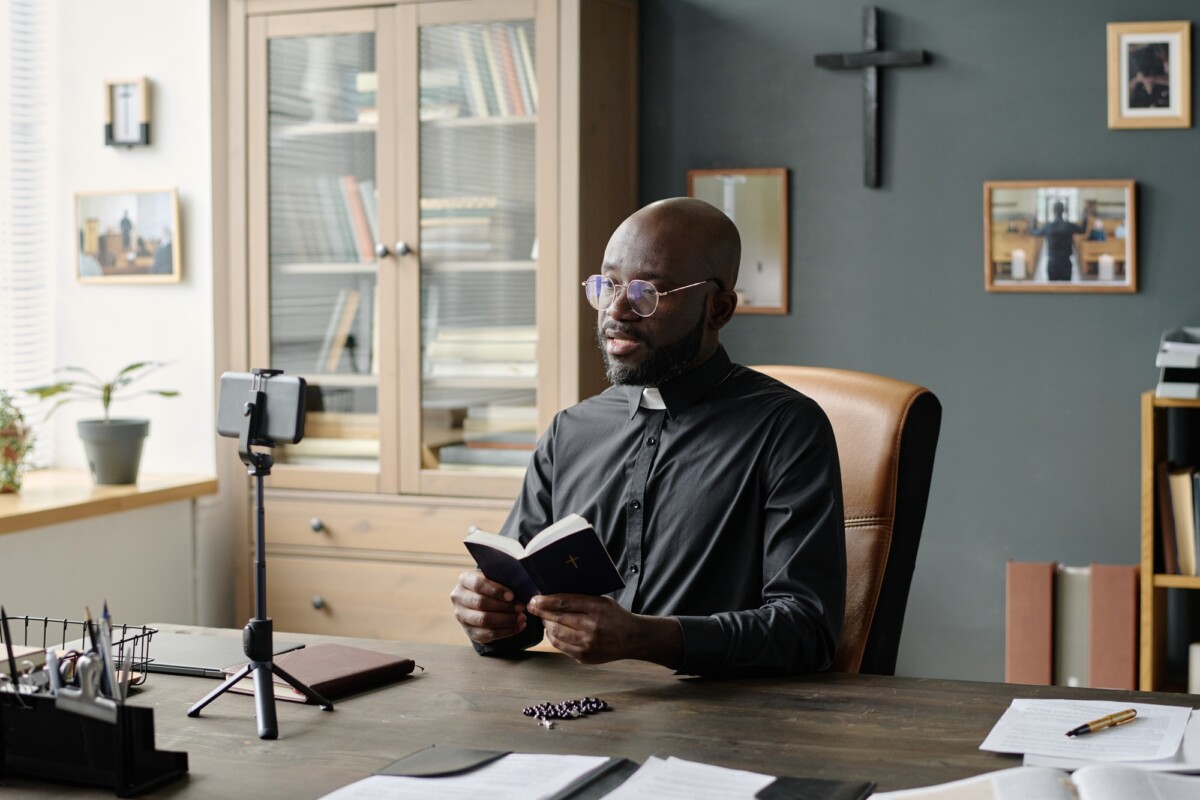 bible college online associate degree